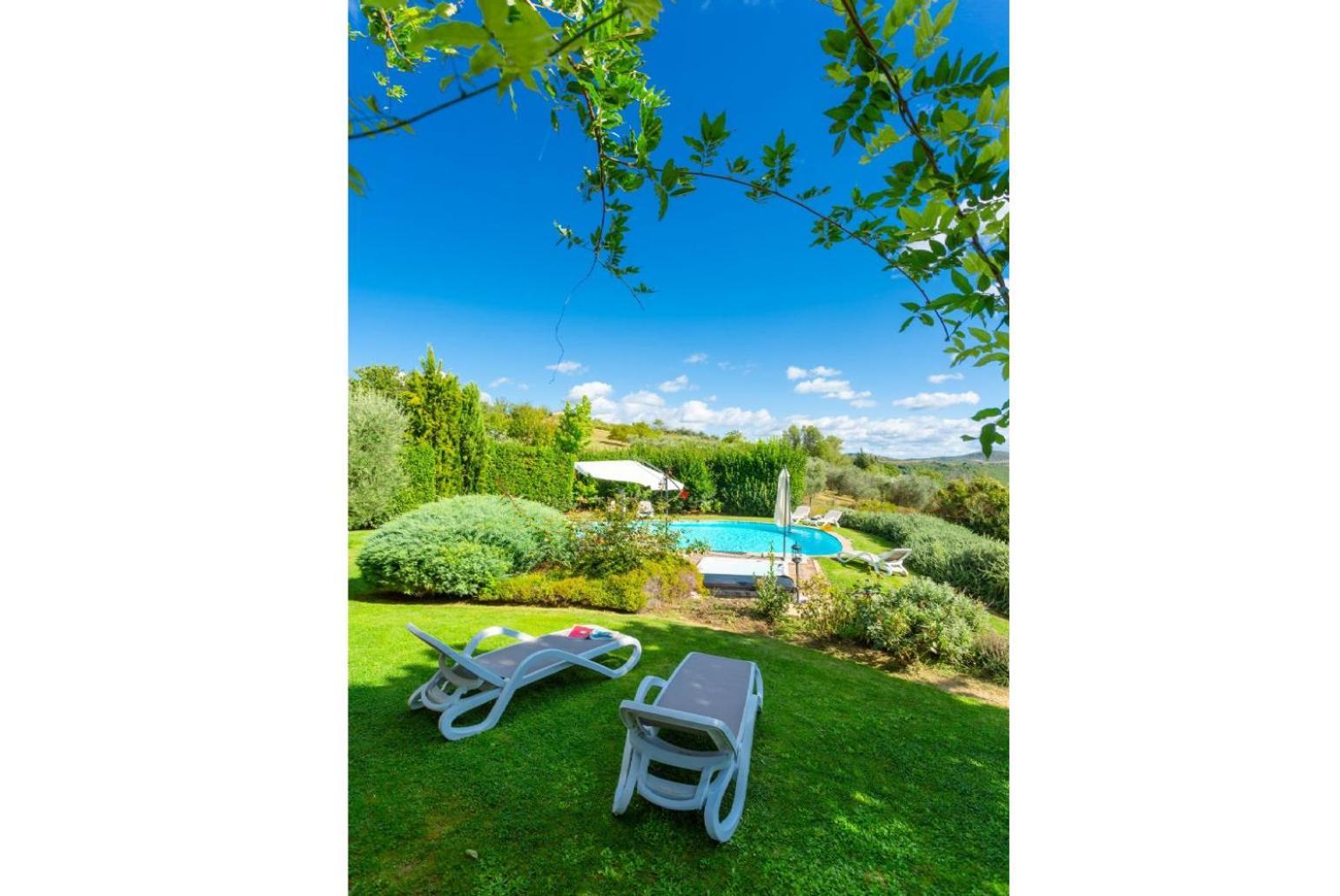 Villa Casale Silvia Терни Екстериор снимка